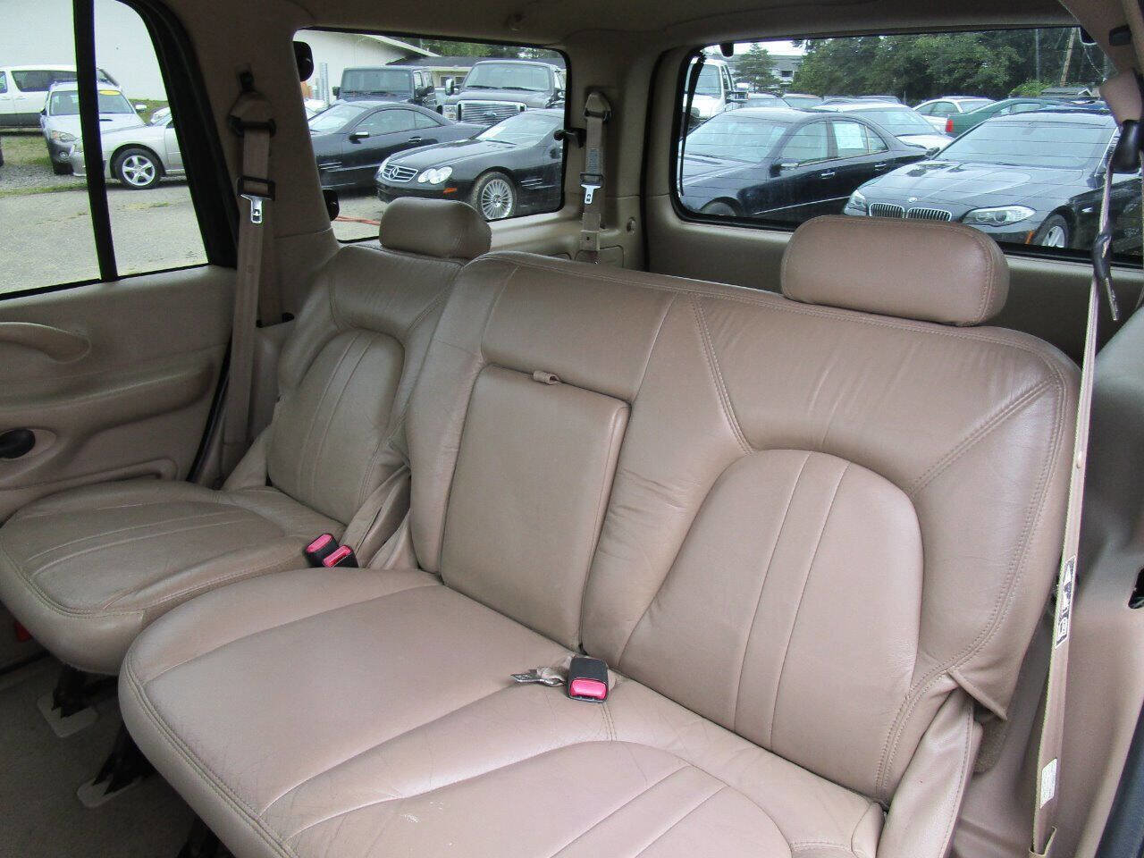 Used 1999 Ford Expedition XLT image 20