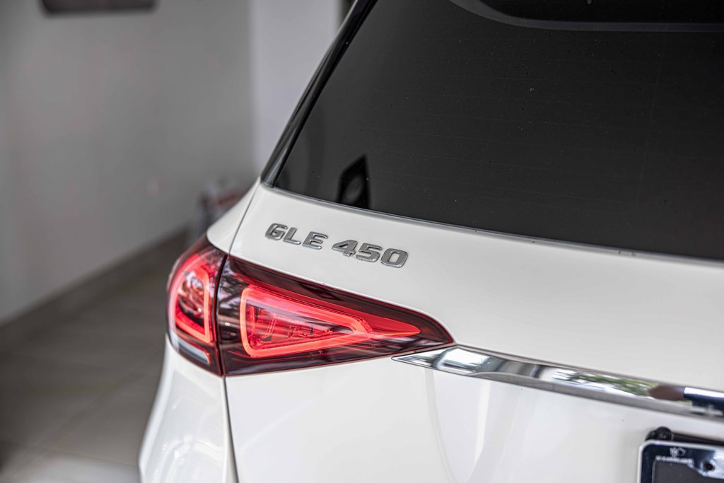 Used 2022 Mercedes-Benz GLE 450 4MATIC w/ Revised AMG Line Exterior image 15