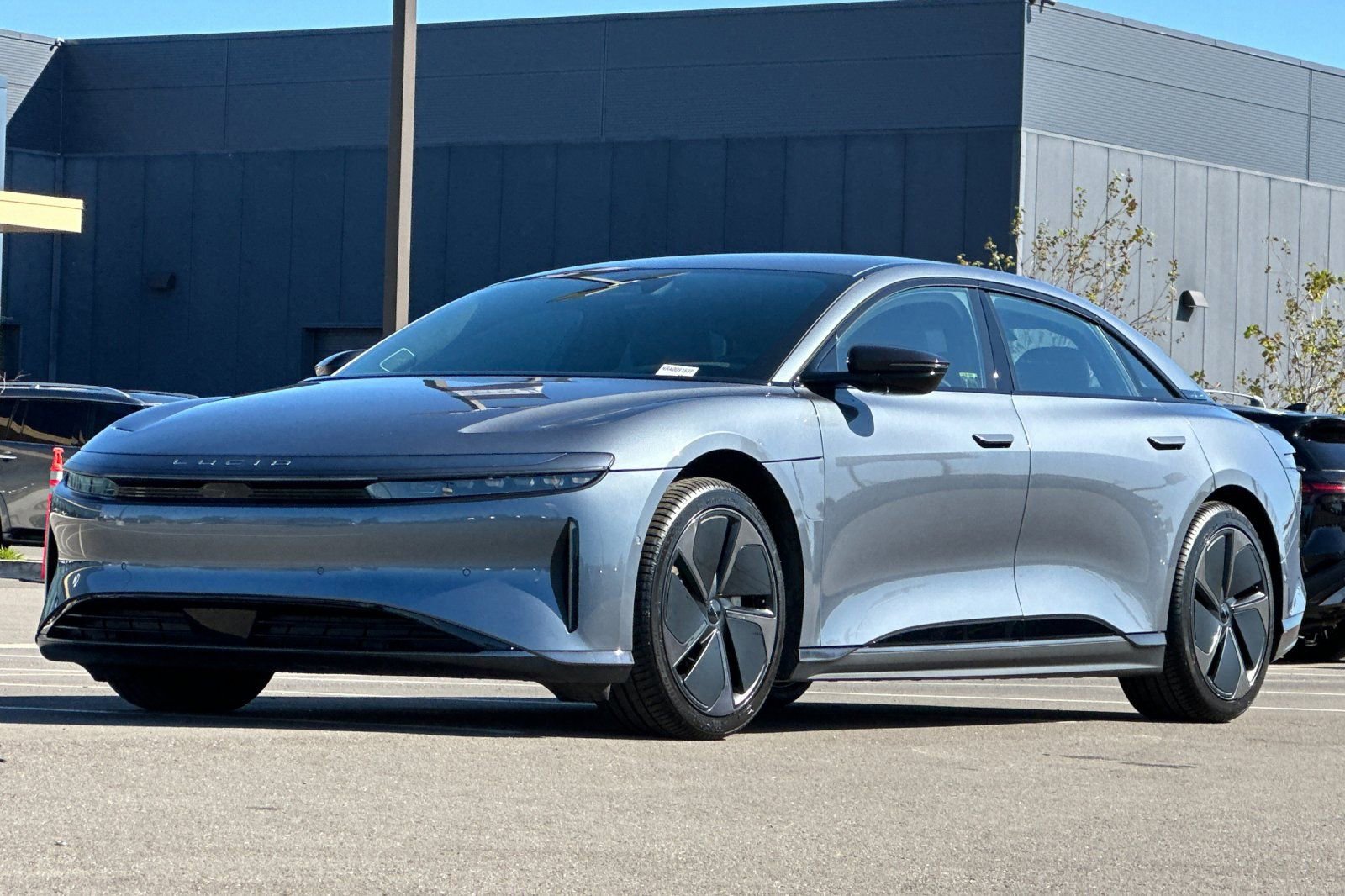 Used 2024 Lucid Air Touring image 8