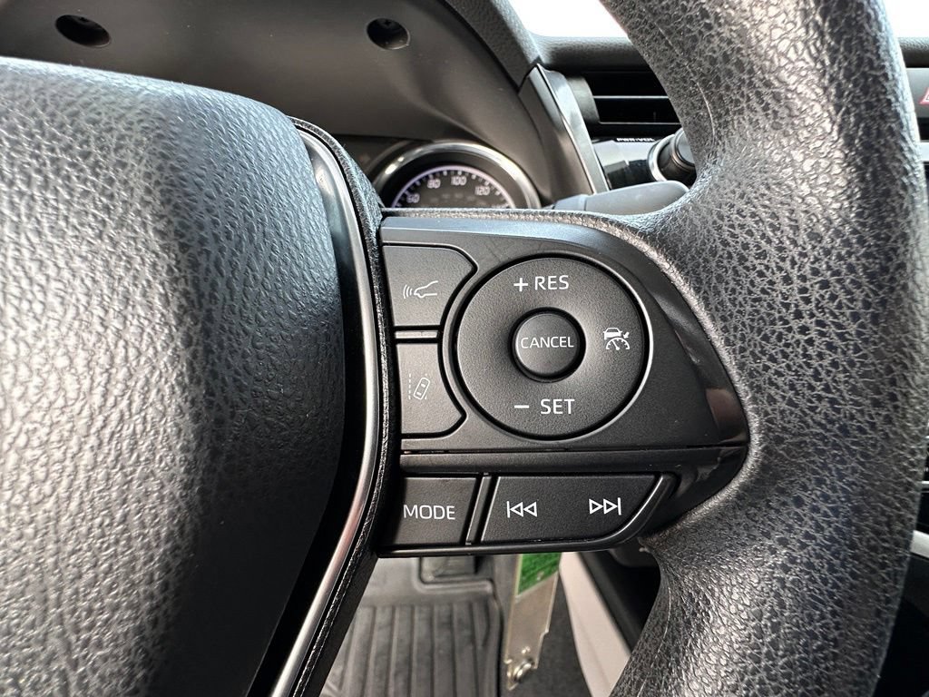 Used 2019 Toyota Camry LE FWD image 35