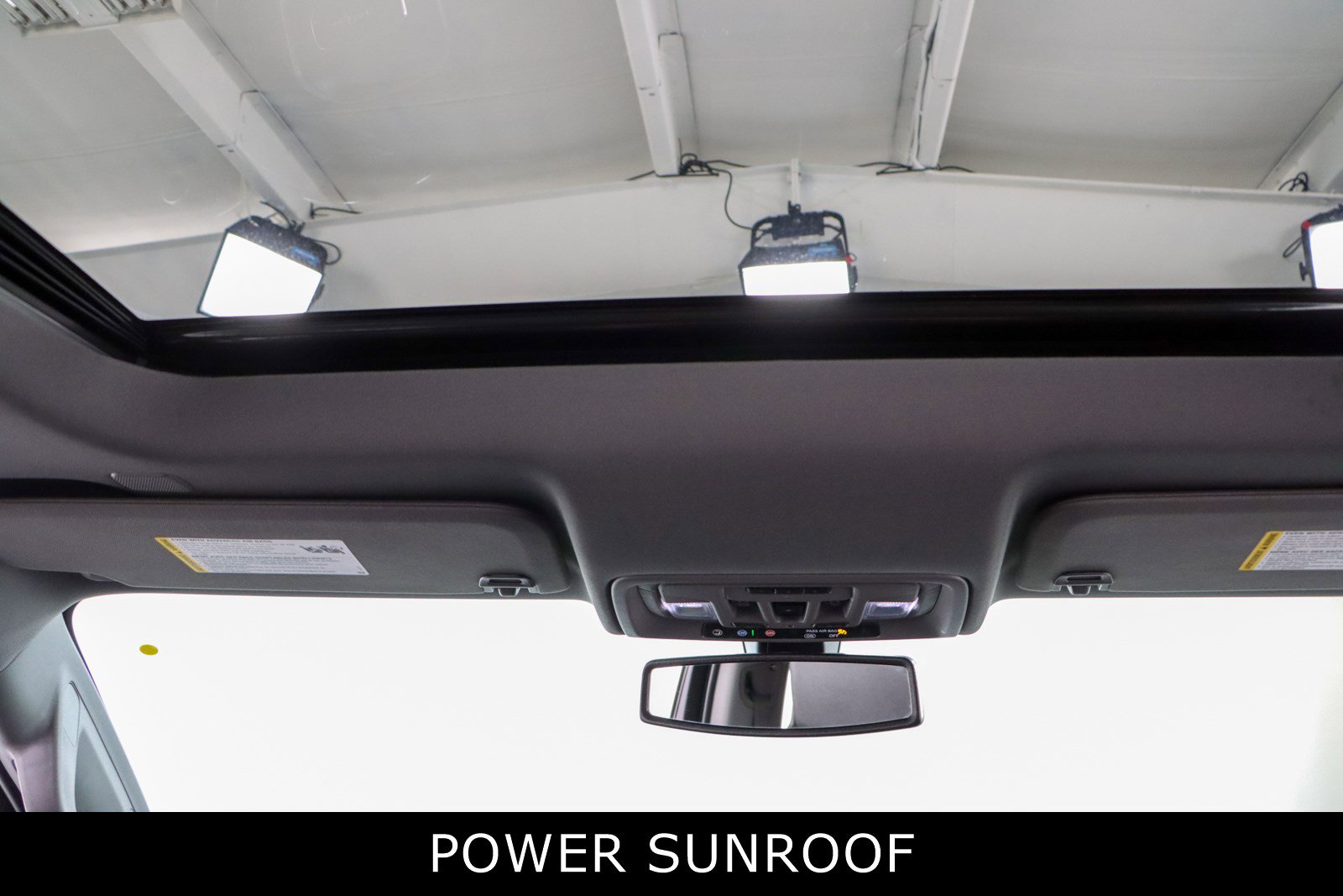 Used 2021 GMC Sierra 1500 SLT image 22