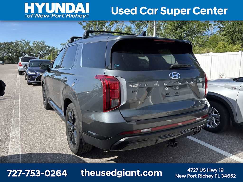 Used 2023 Hyundai Palisade XRT FWD image 2