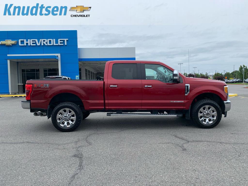 Used 2017 Ford F250 Lariat w/ Lariat Ultimate Package AWD/4WD image 8