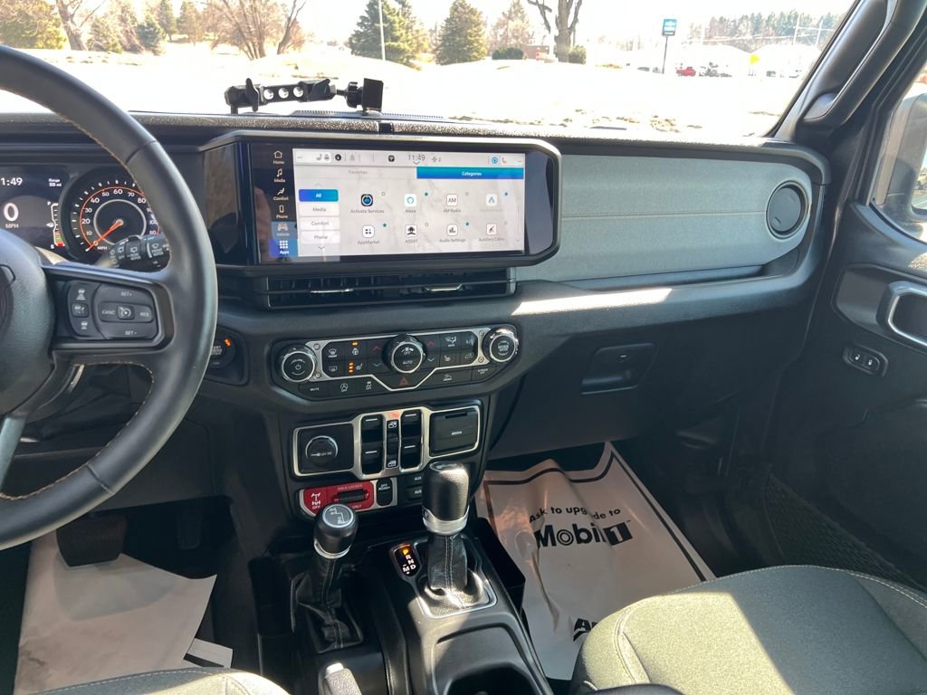 Used 2024 Jeep Wrangler Willys image 23