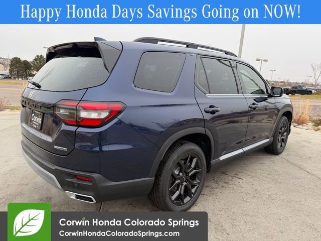 New 2025 Honda Pilot Touring image 10