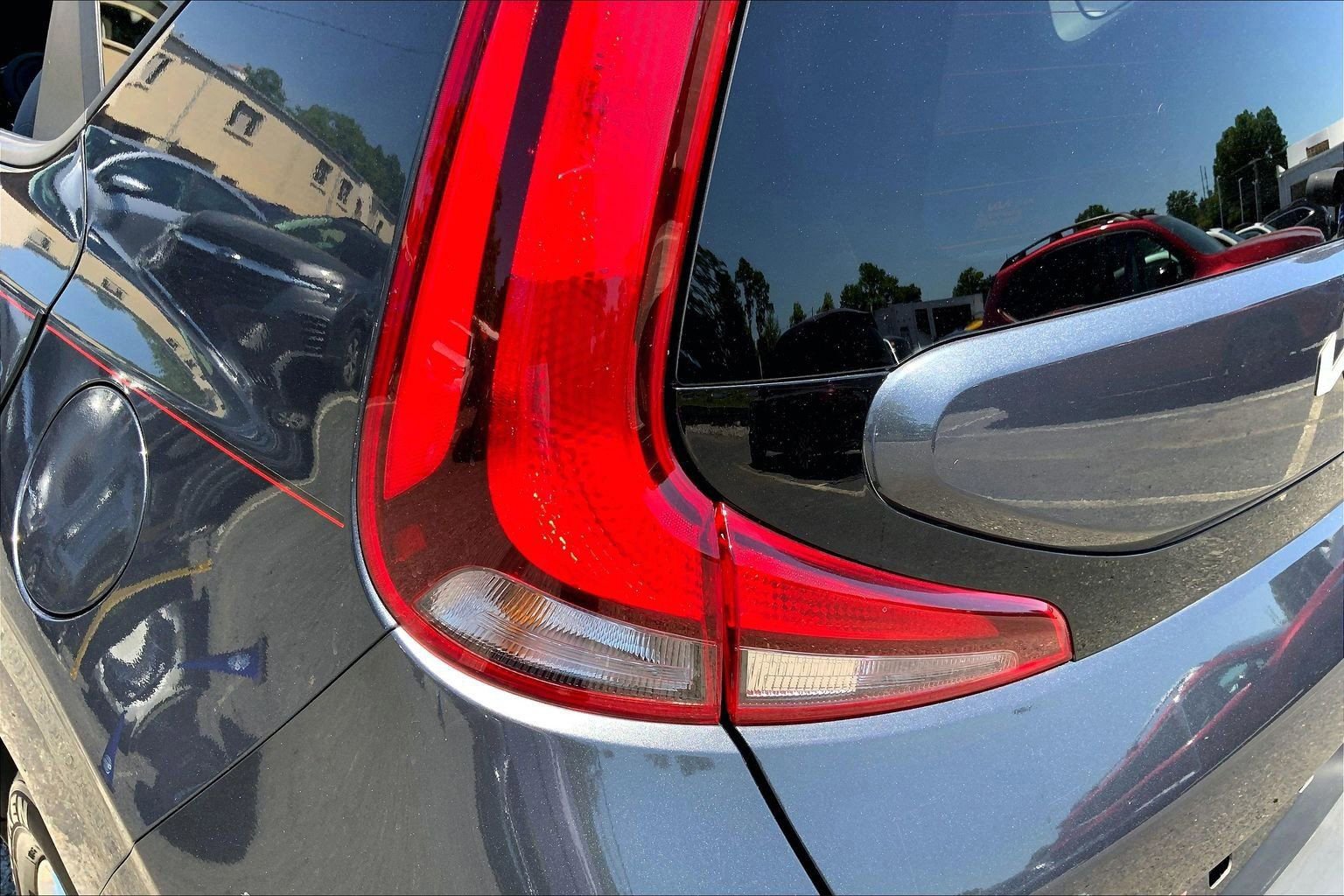 Used 2022 Kia Soul S FWD image 28