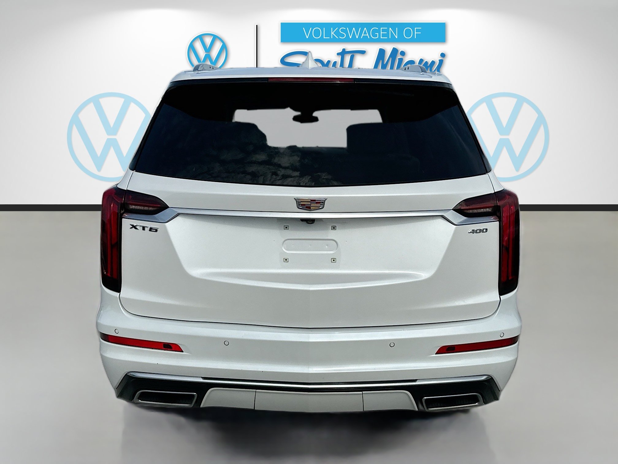 Used 2023 Cadillac XT6 Premium Luxury FWD image 6
