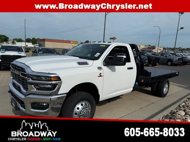 New 2025 RAM 3500 Tradesman AWD/4WD image 3