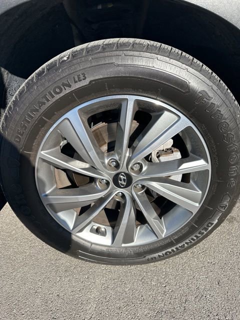 Used 2020 Hyundai Santa Fe SEL w/ Convenience Package image 14