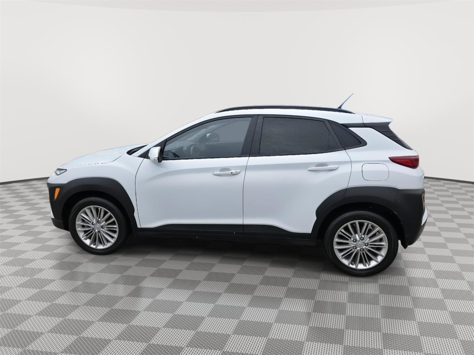 Used 2021 Hyundai Kona SEL w/ Cargo Package image 8