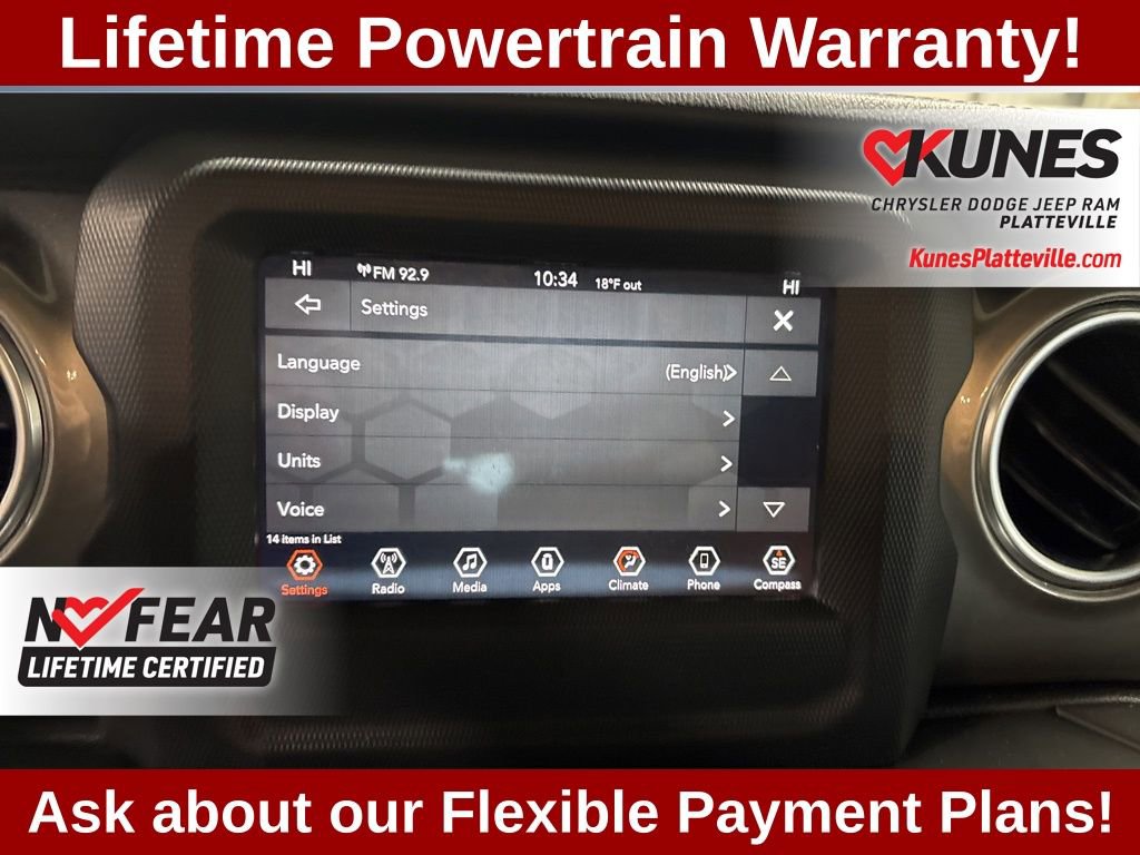 Used 2019 Jeep Wrangler Unlimited Sahara w/ Safety Group image 27