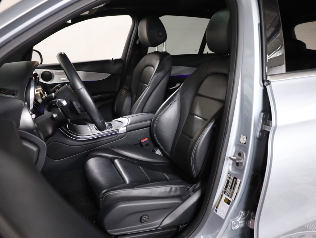 Used 2022 Mercedes-Benz GLC 300 4MATIC image 39