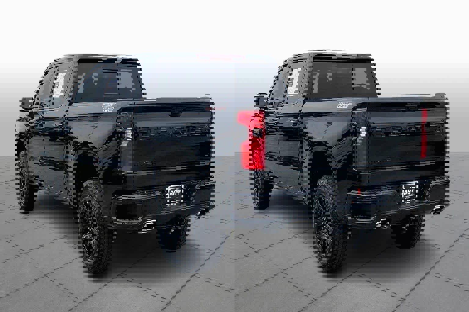 Used 2024 Chevrolet Silverado 1500 LT Trail Boss w/ Convenience Package II AWD/4WD image 12