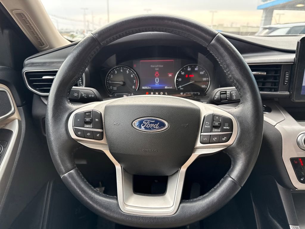 Used 2023 Ford Explorer XLT w/ Equipment Group 202A image 18