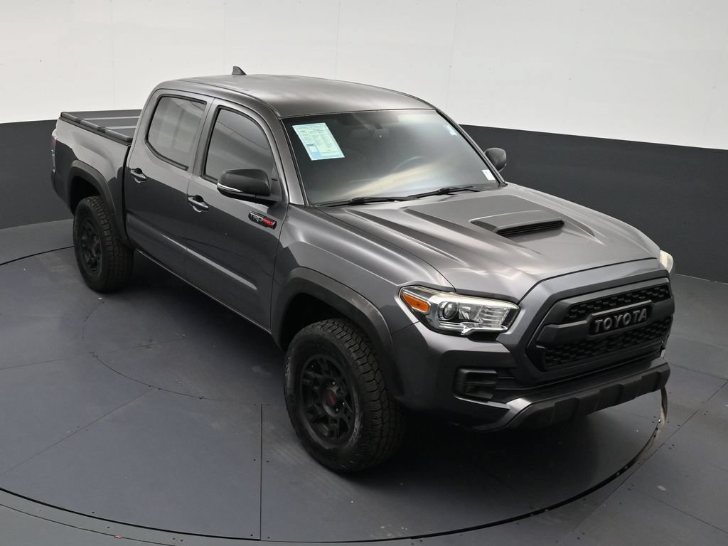 Used 2017 Toyota Tacoma TRD Sport w/ Tow Package RWD image 19