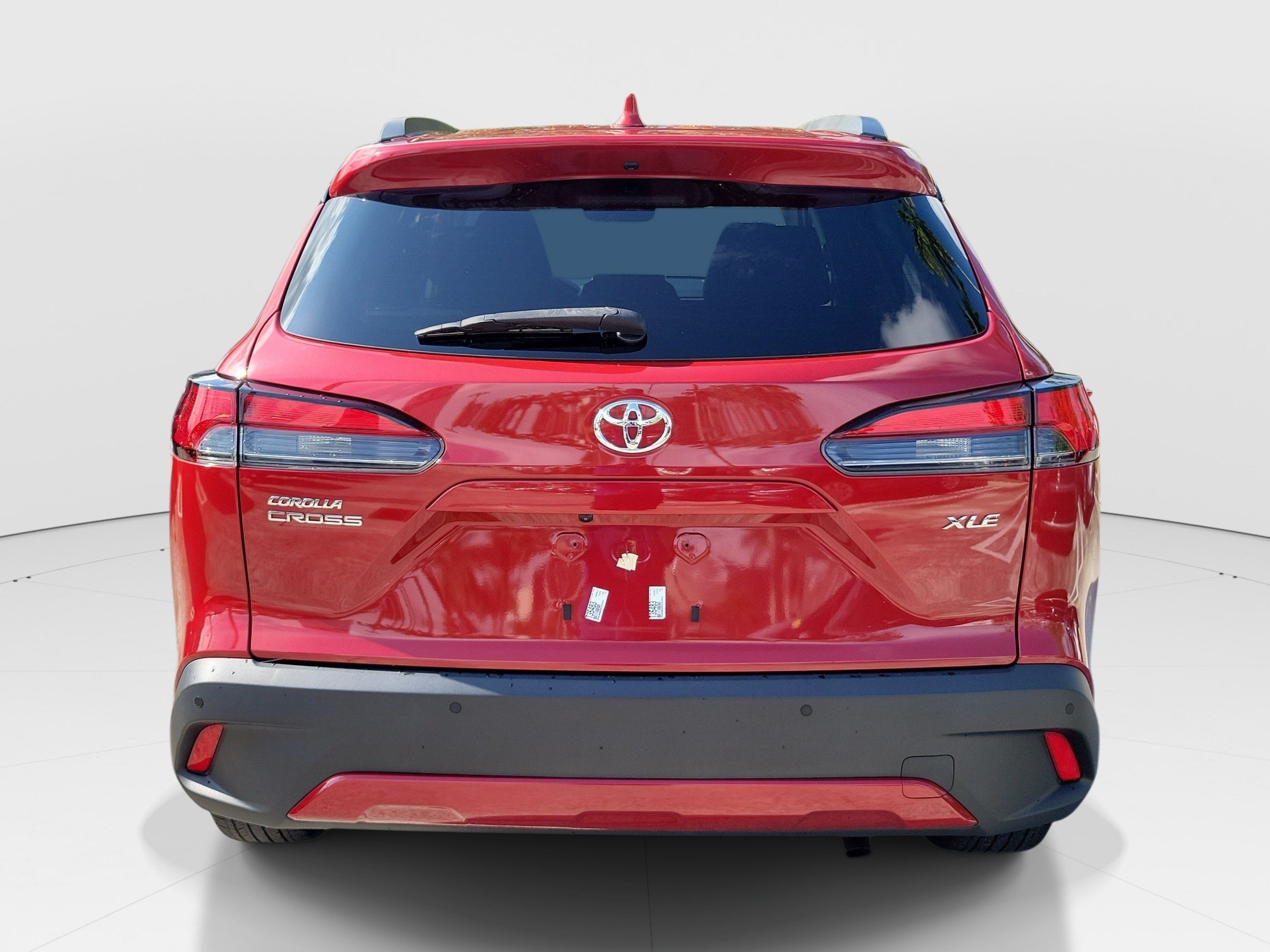 Used 2022 Toyota Corolla Cross XLE FWD image 6