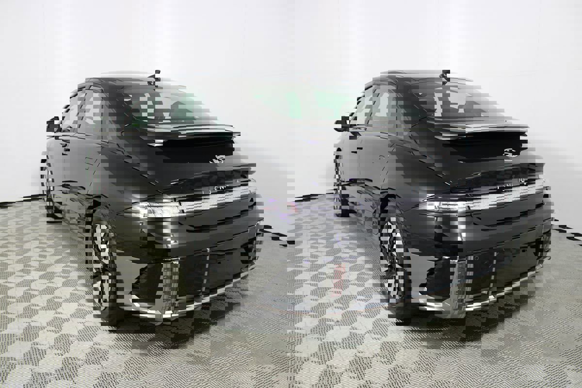 Used 2024 Hyundai Ioniq 6 SE image 27