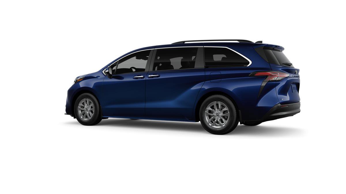 New 2026 Toyota Sienna XLE FWD image 5