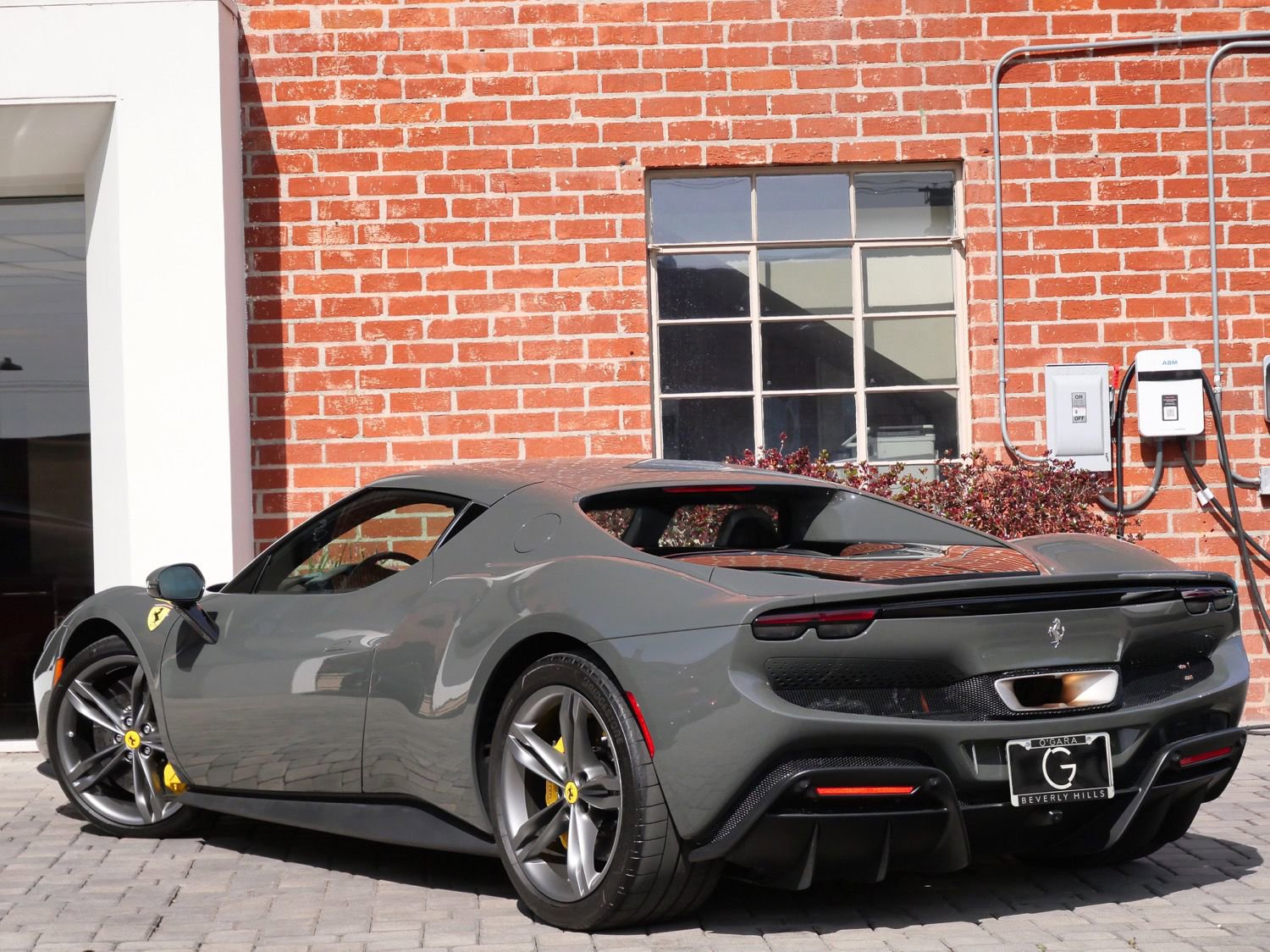 Used 2022 Ferrari 296 GTB RWD image 7