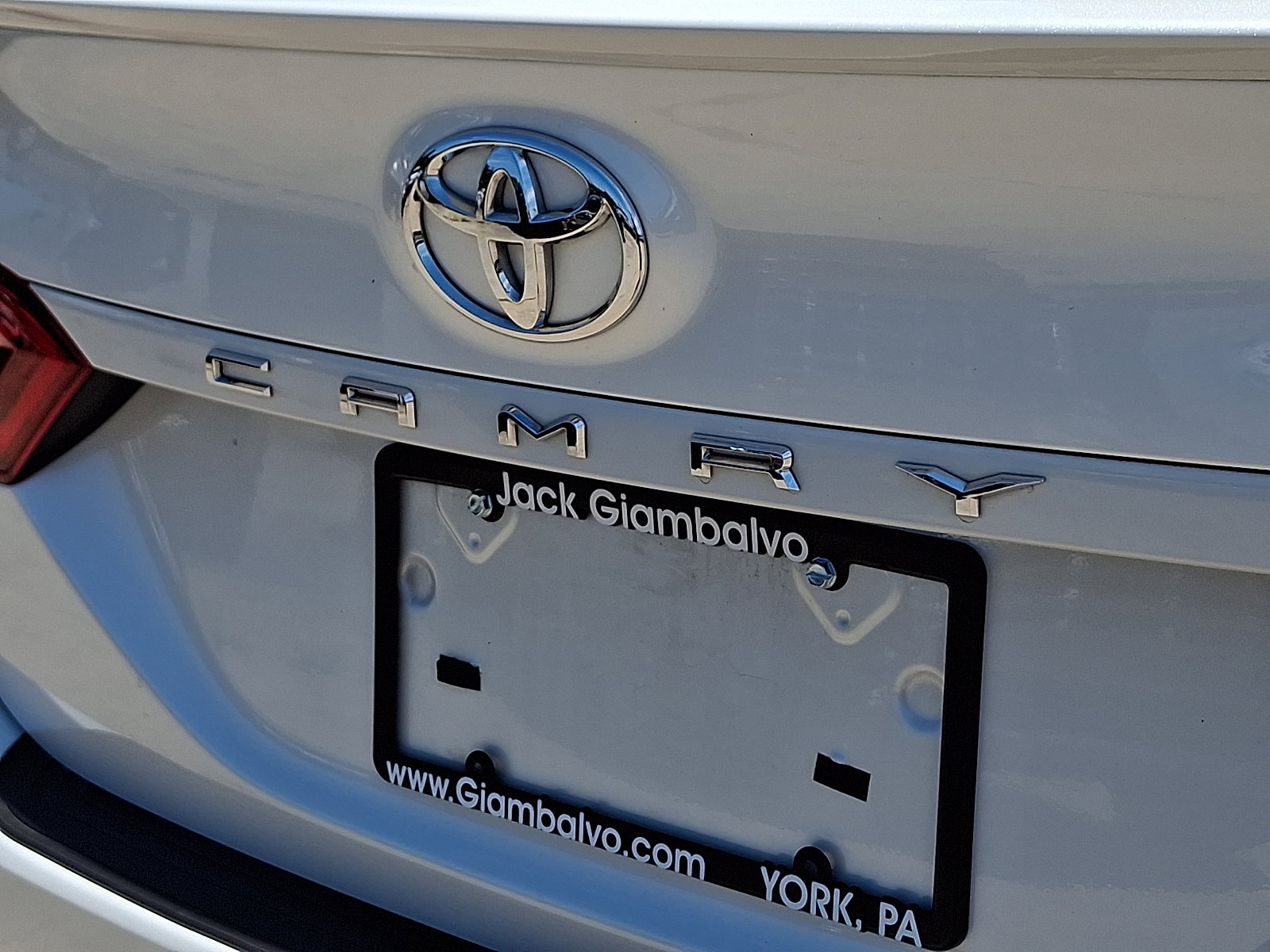 Used 2019 Toyota Camry XSE FWD image 31