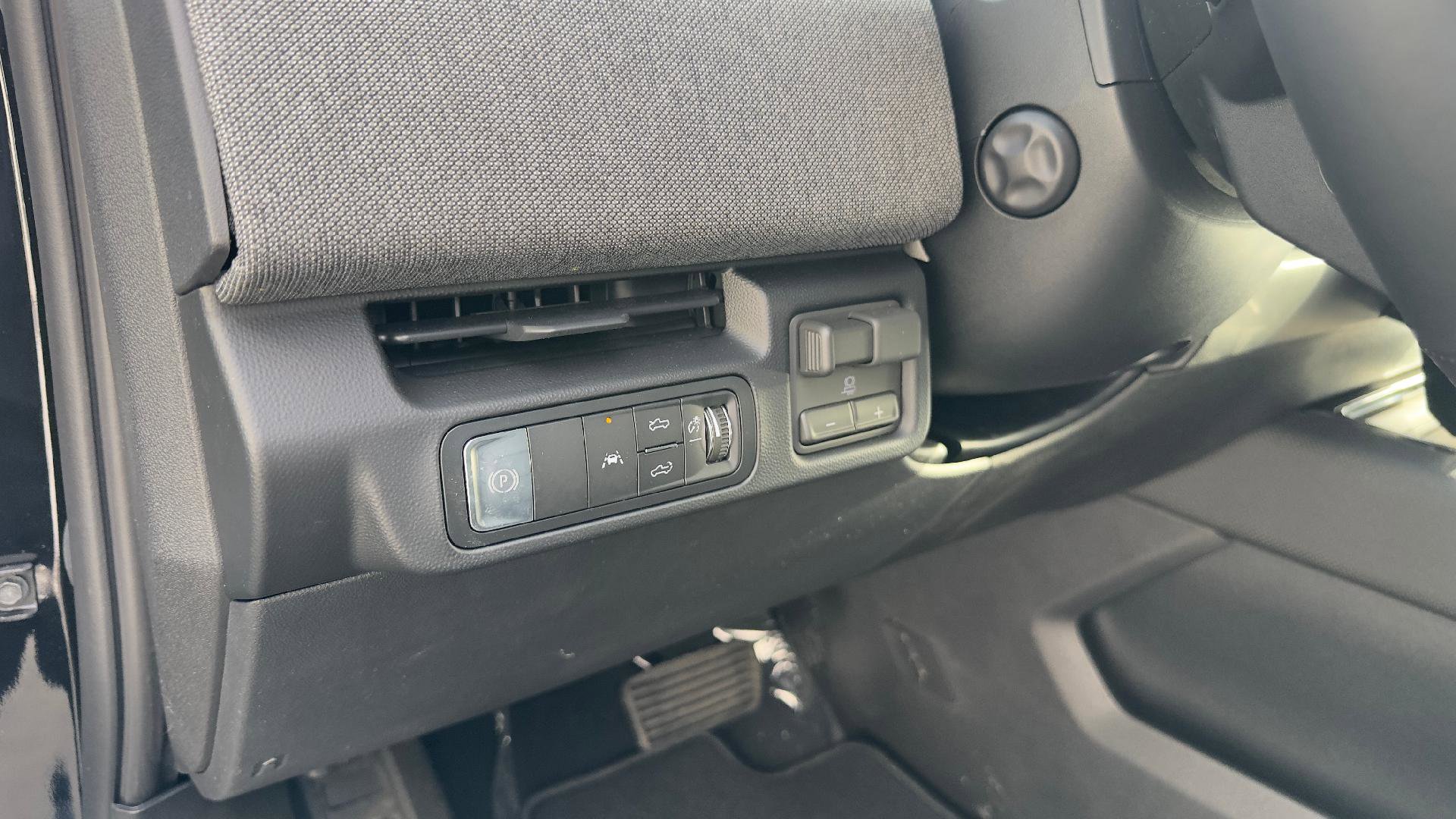 New 2026 GMC Sierra EV Elevation w/ Premium Package image 11