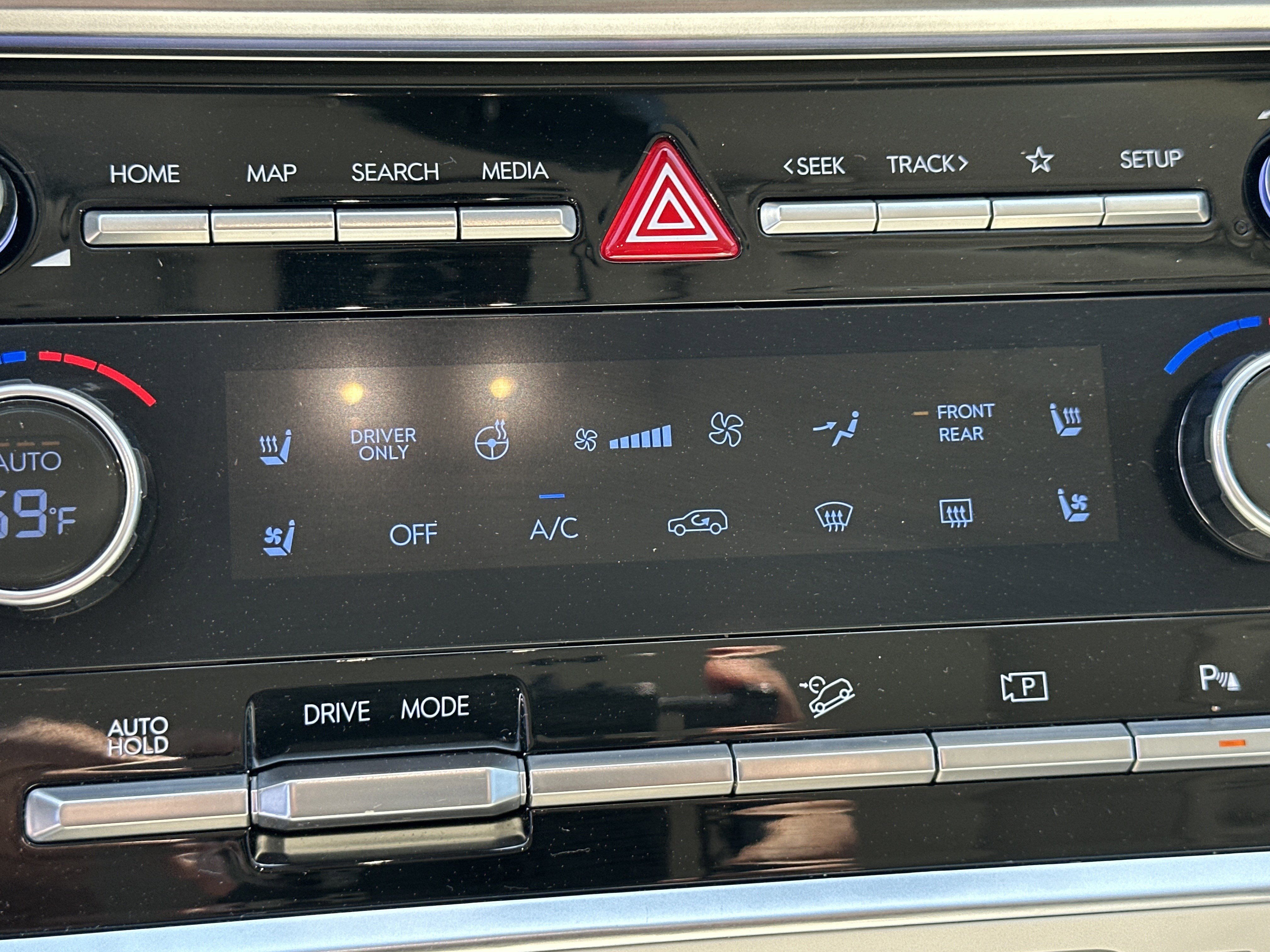 Used 2025 Hyundai Santa Fe Calligraphy image 34