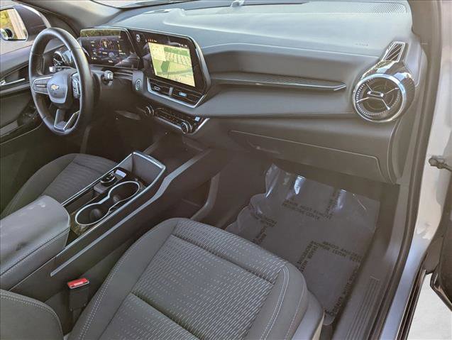 Used 2026 Chevrolet Equinox LT w/ Safety and Technology Package FWD image 22