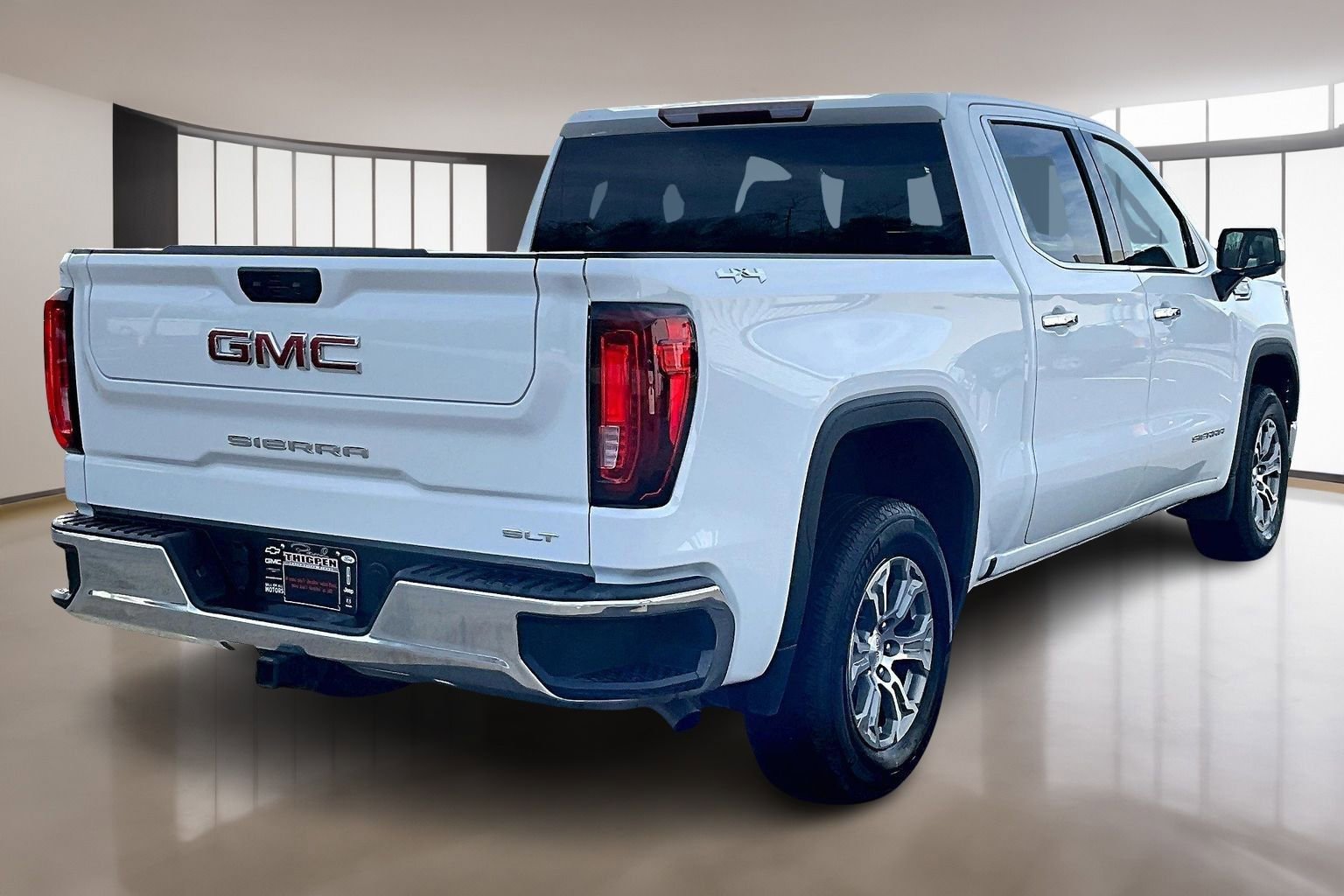 Used 2025 GMC Sierra 1500 SLT image 6
