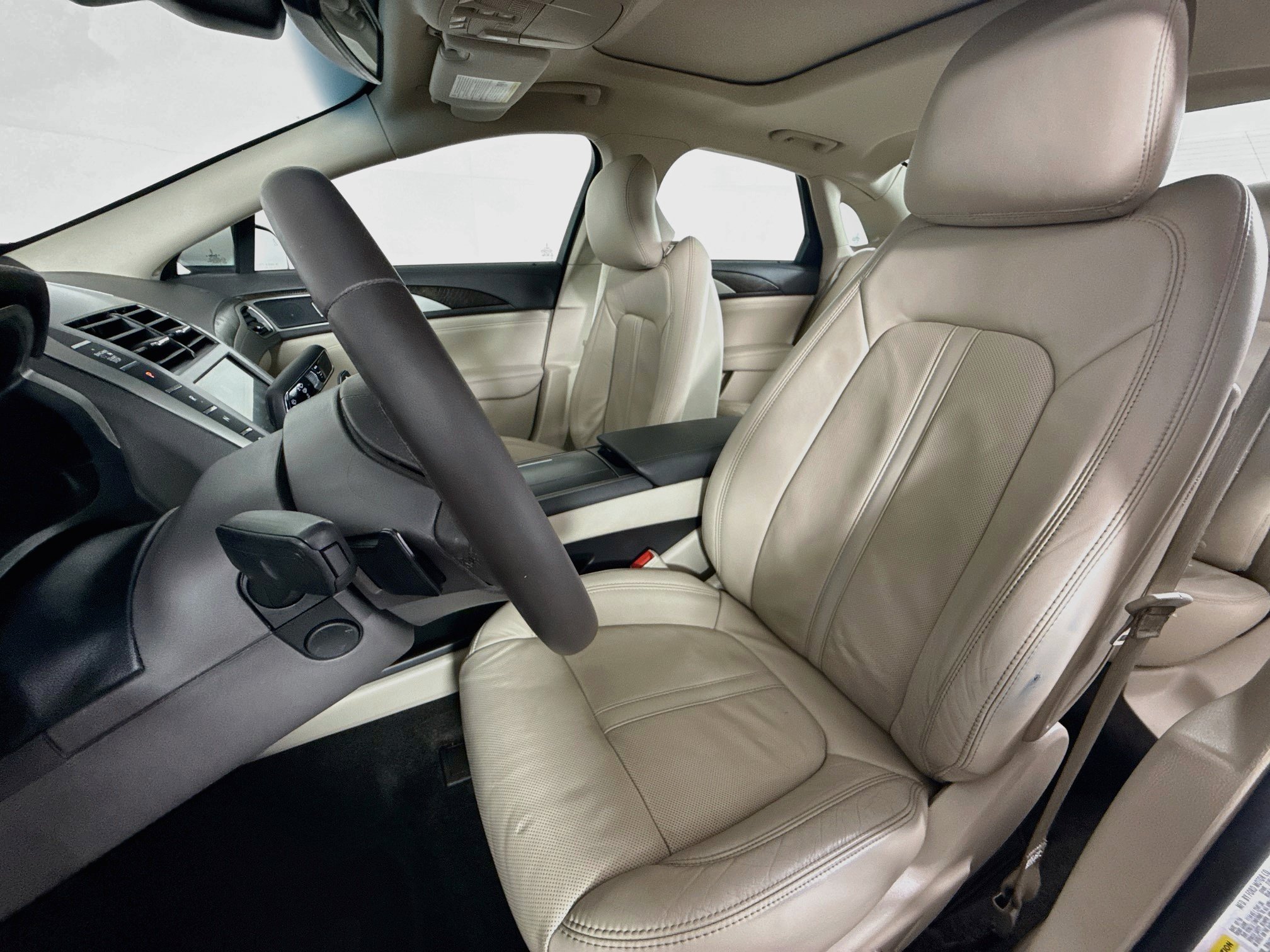 Used 2017 Lincoln MKZ Reserve w/ Technology Package FWD image 26