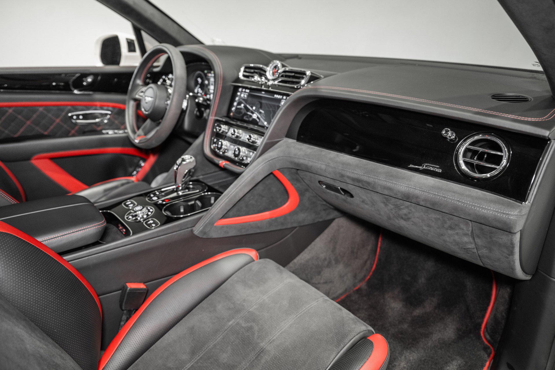 Used 2021 Bentley Bentayga Speed image 4