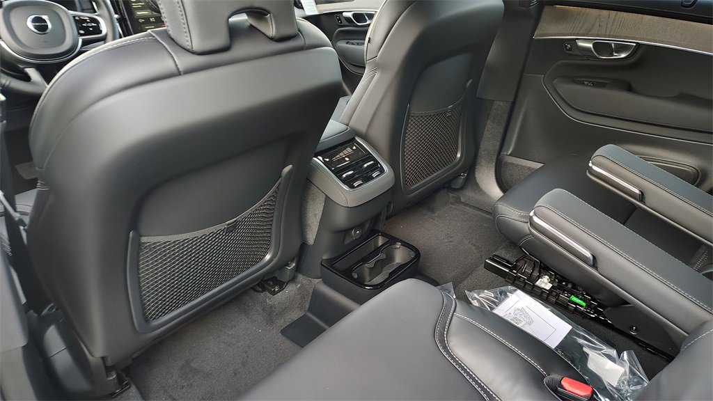 New 2026 Volvo XC90 B6 Ultra image 29