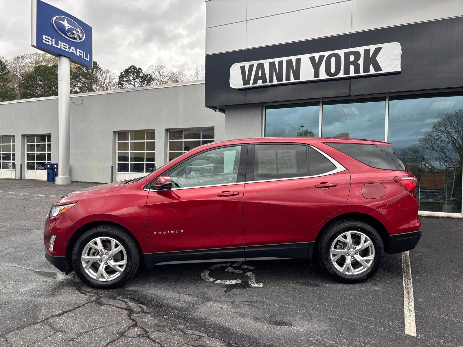 Used 2018 Chevrolet Equinox LT image 53