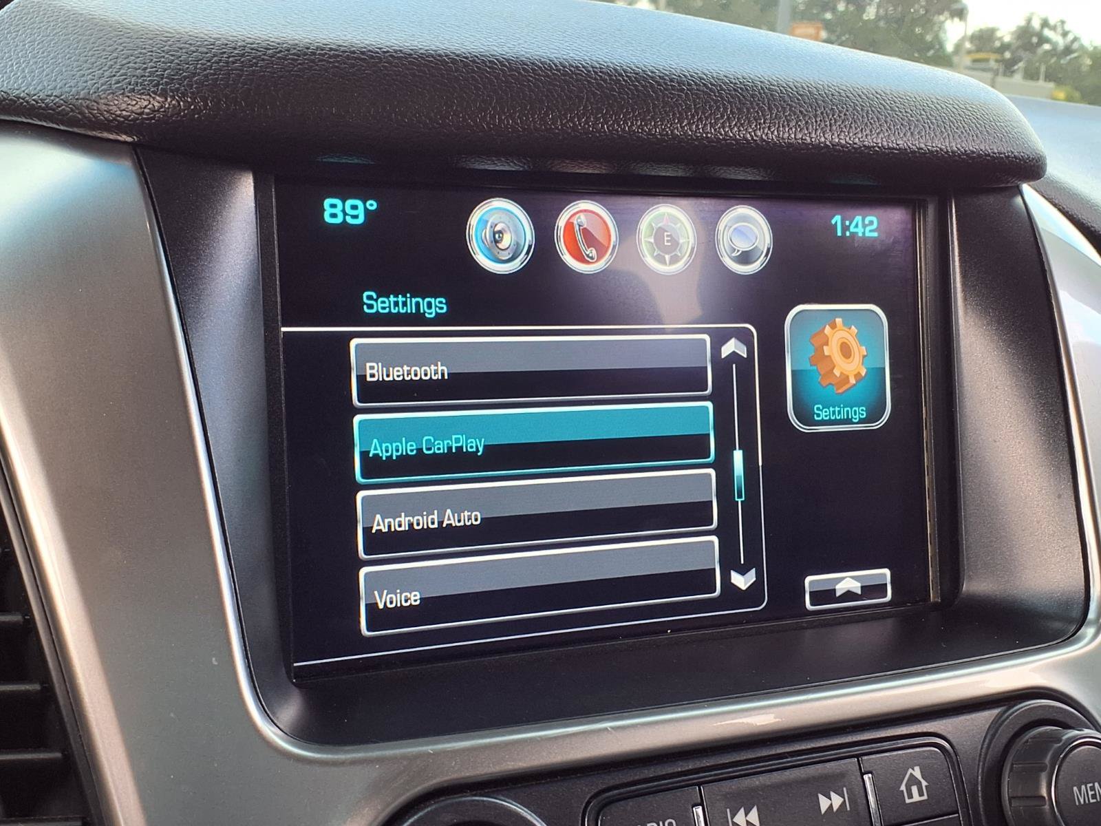 Certified 2019 Chevrolet Tahoe LT w/ Luxury Package AWD/4WD image 23