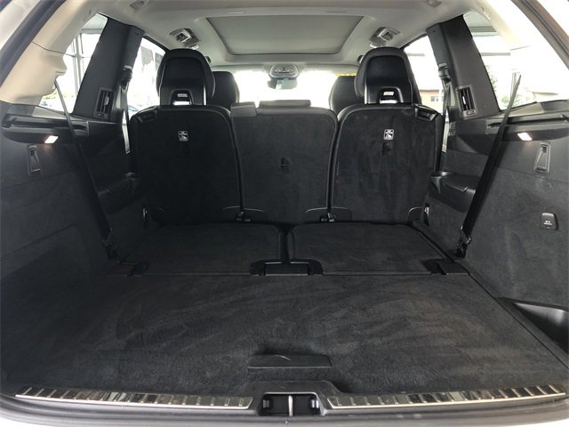 Used 2025 Volvo XC90 B6 Plus image 16