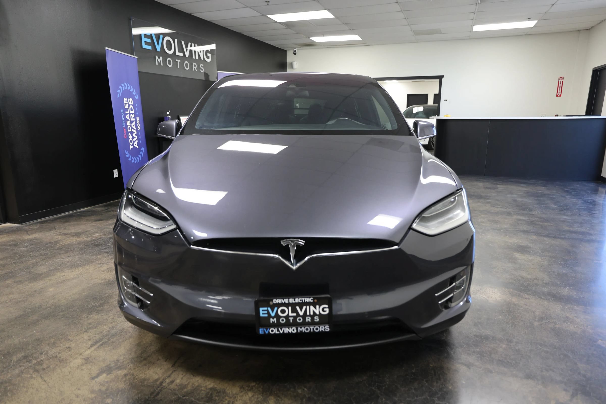 Used 2016 Tesla Model X 90D AWD/4WD image 5