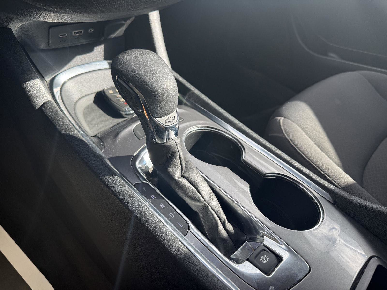 Used 2023 Chevrolet Malibu LT image 24