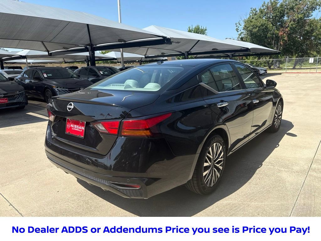 Certified 2025 Nissan Altima 2.5 SV FWD image 10