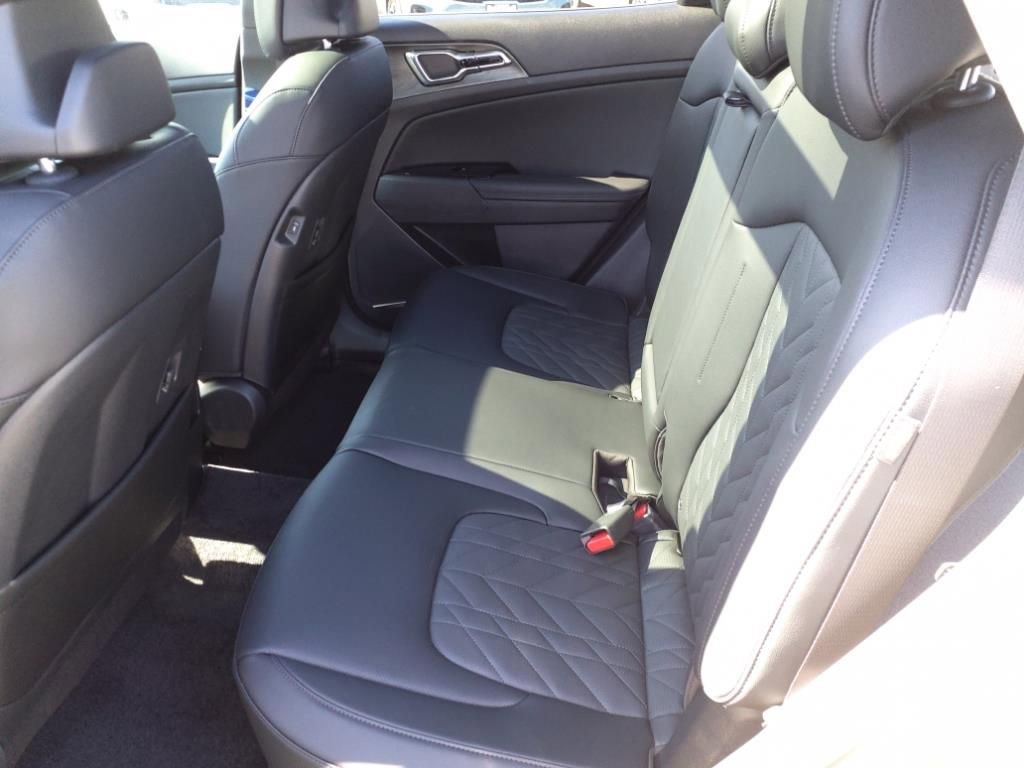 New 2025 Kia Sportage X-Line Prestige image 12