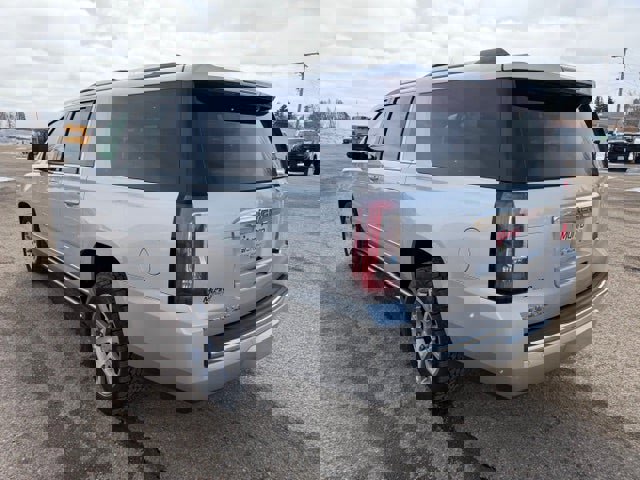 Used 2020 GMC Yukon XL Denali w/ Open Road Package image 5