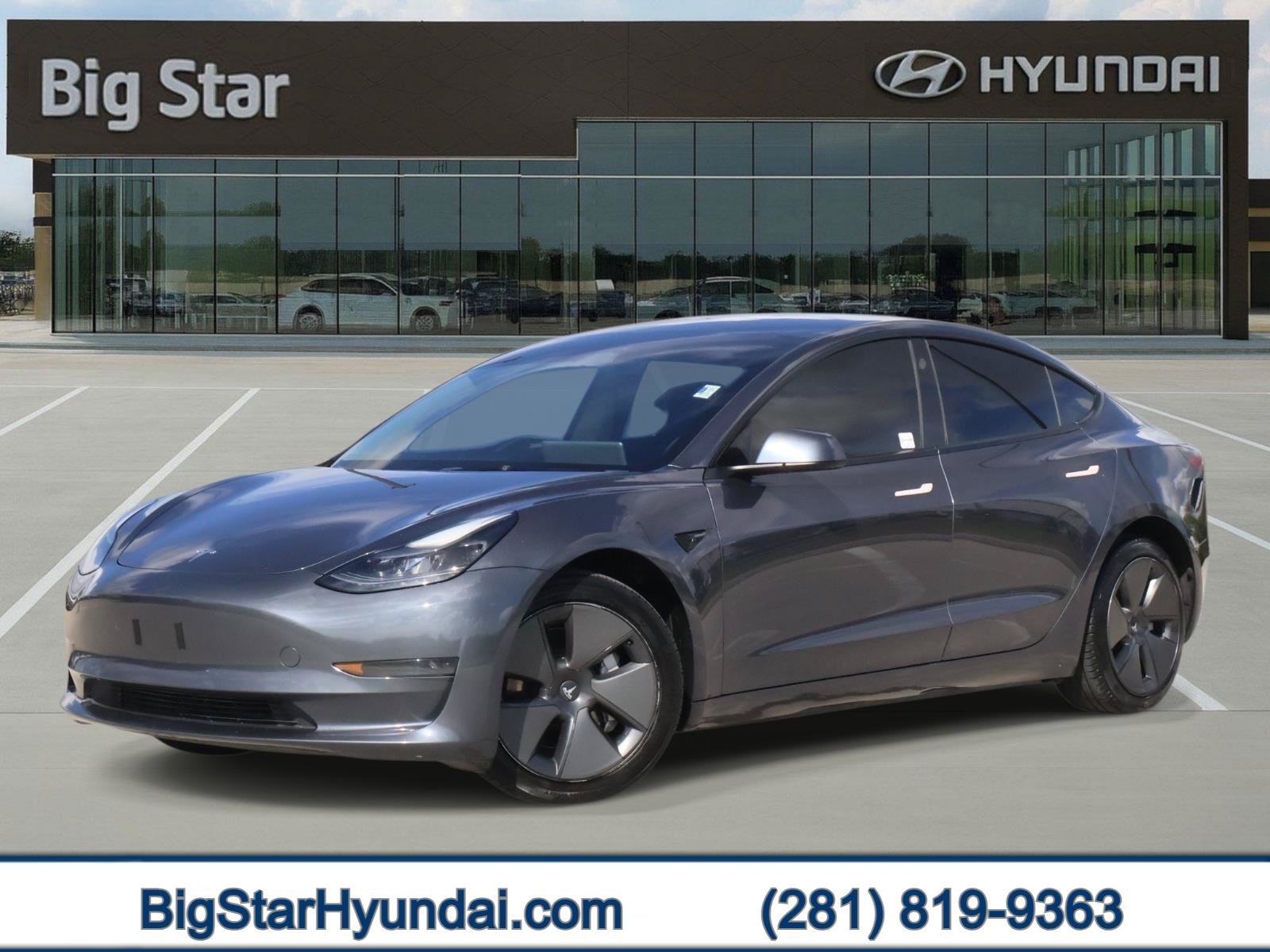 Used 2023 Tesla Model 3 Standard Range RWD image 1