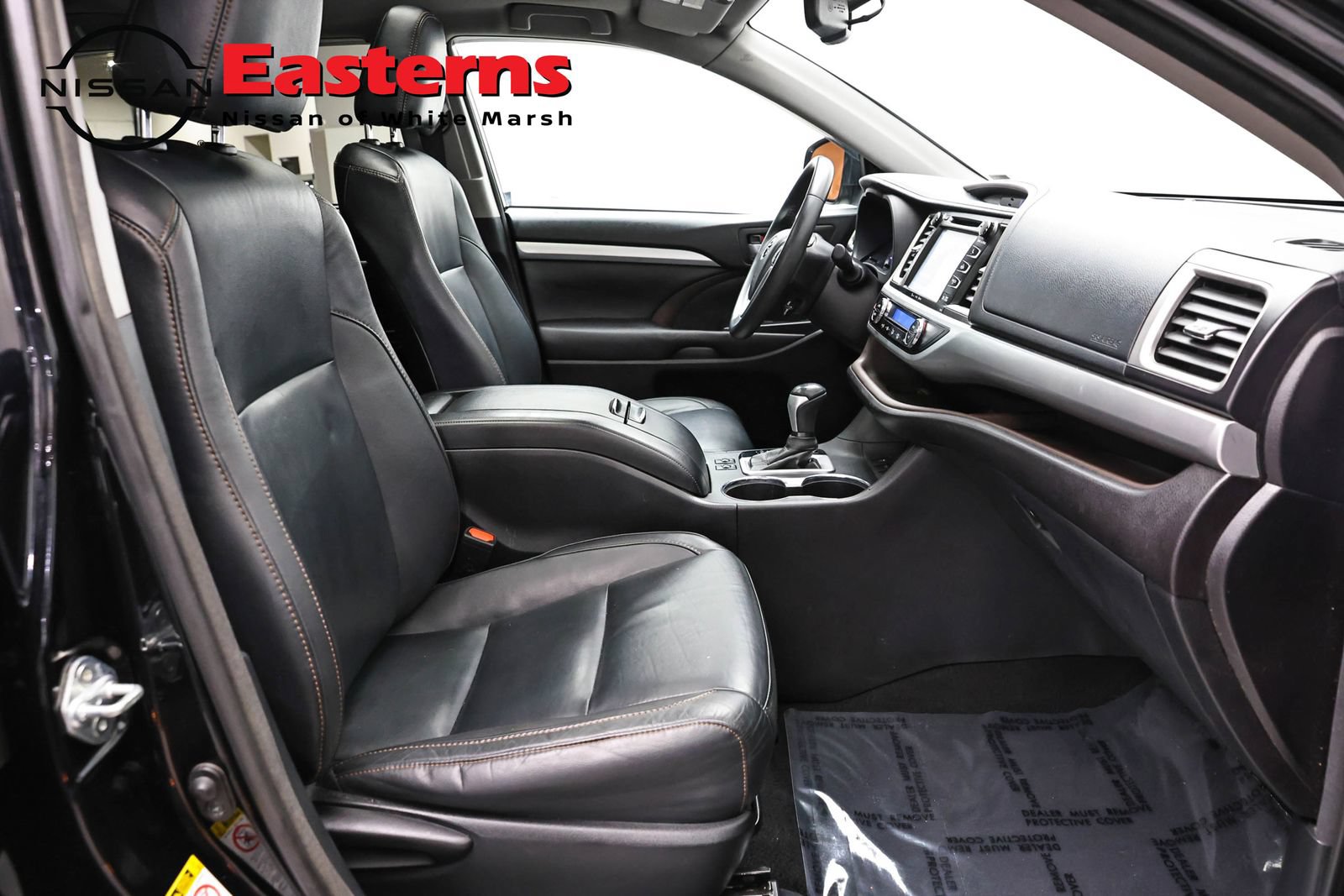 Used 2016 Toyota Highlander XLE AWD/4WD image 24