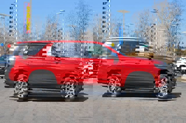 New 2026 Chevrolet Tahoe Premier w/ Sun And Tow Package image 2