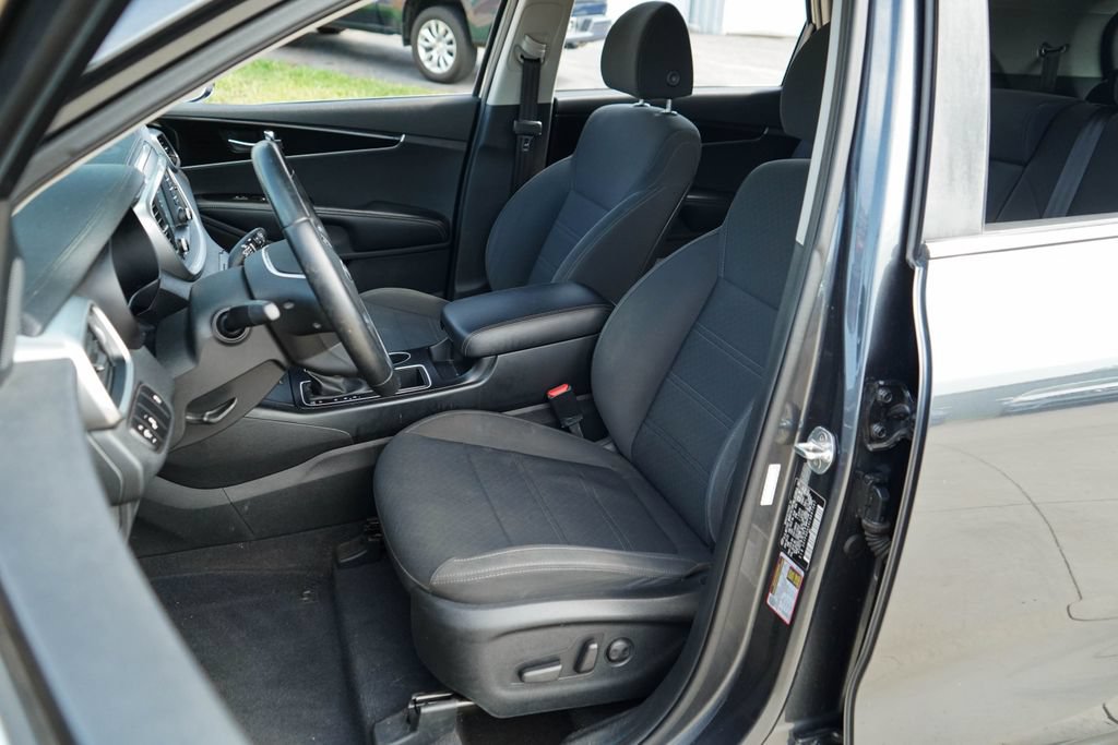 Used 2020 Kia Sorento S AWD/4WD image 7