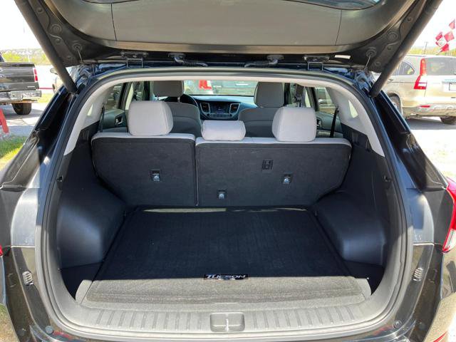 Used 2017 Hyundai Tucson Sport image 9