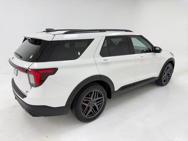Used 2025 Ford Explorer ST RWD image 41