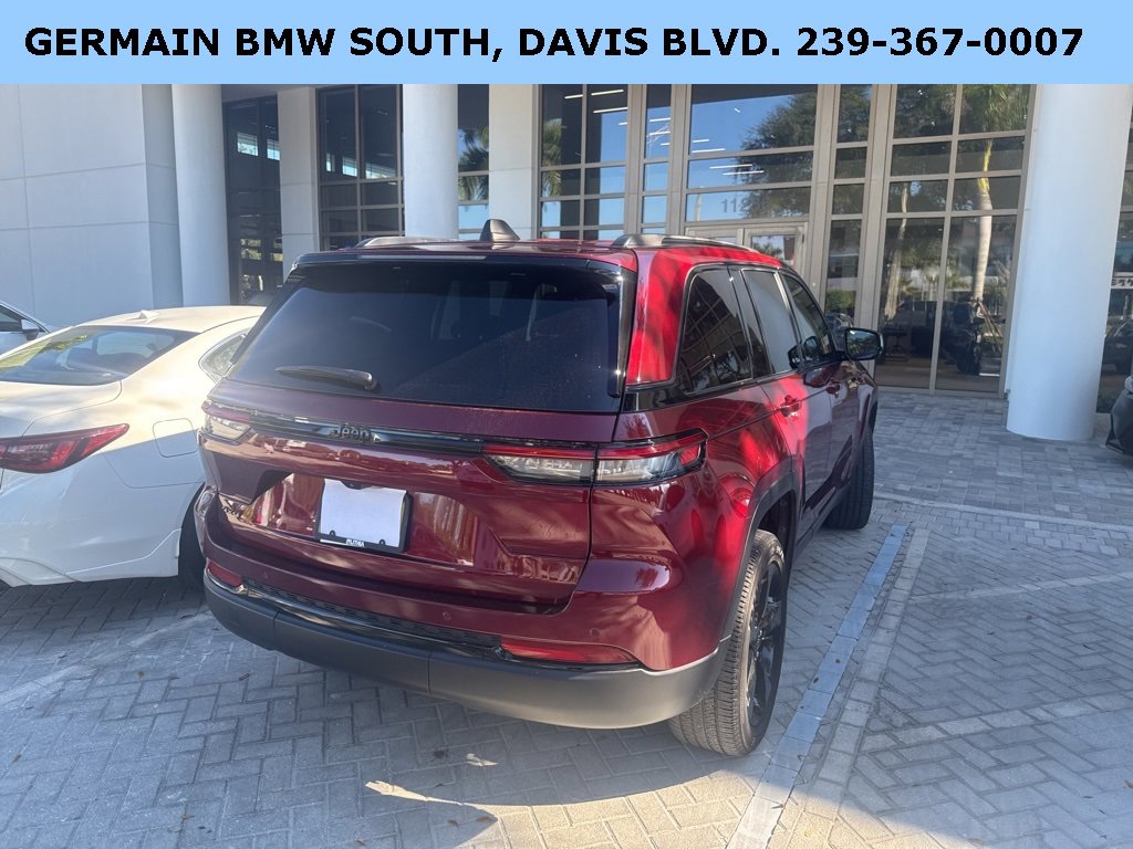 Used 2023 Jeep Grand Cherokee Altitude image 25