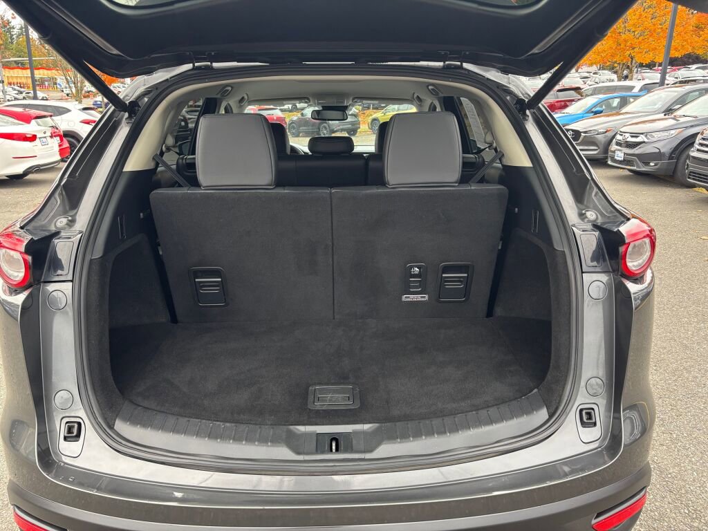 Used 2022 MAZDA CX-9 Touring image 9