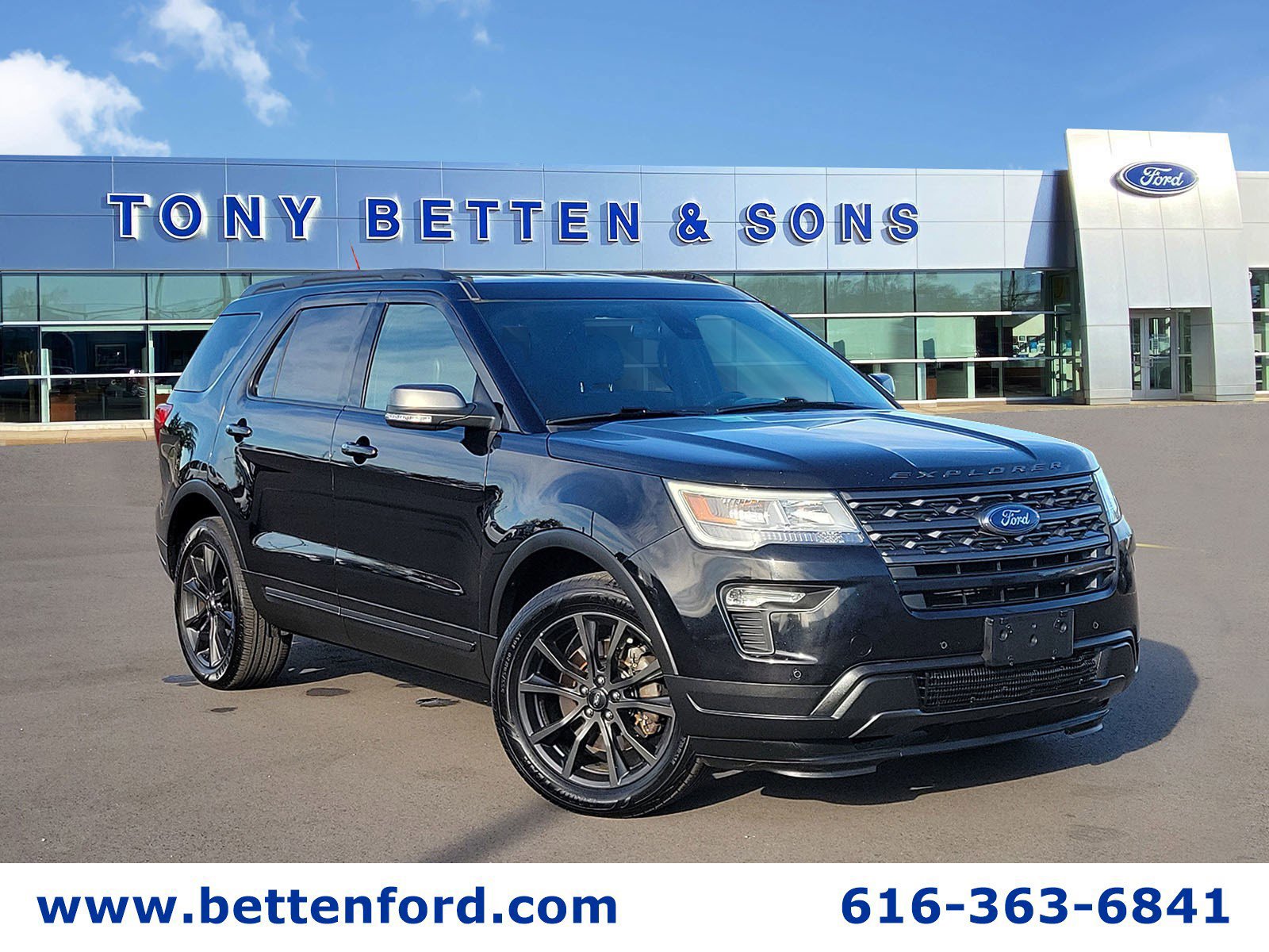 Certified 2019 Ford Explorer XLT w/ XLT Sport Appearance Package