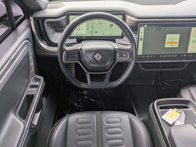 Used 2022 Rivian R1T Adventure image 14