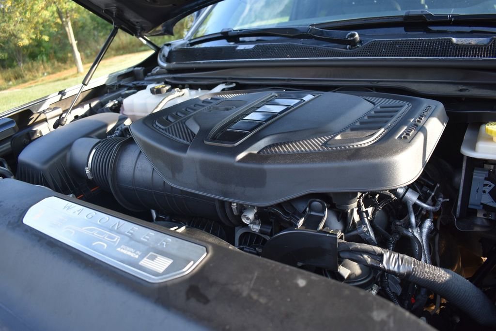 Used 2024 Jeep Wagoneer Series III AWD/4WD image 42